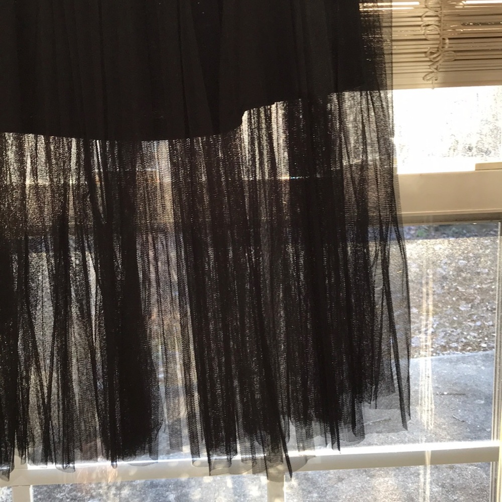 Black midi skirt - Picture 2 of 6